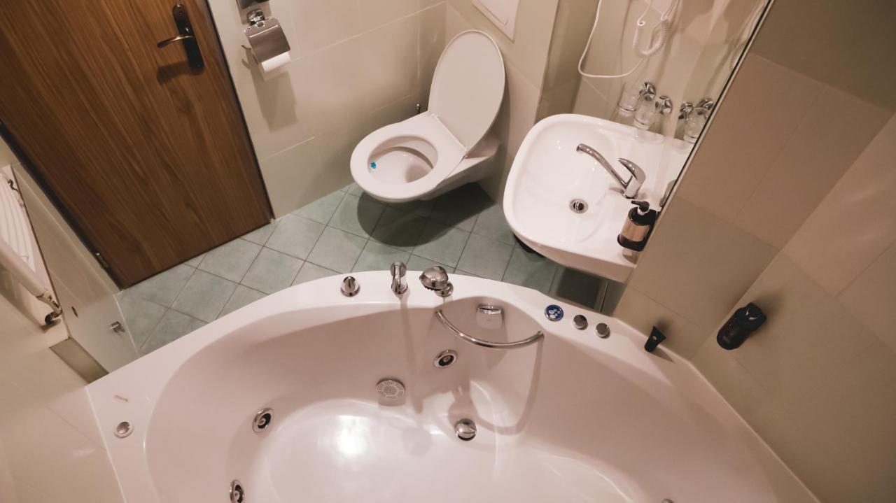 Hotel U Sevce Zlín Extérieur photo